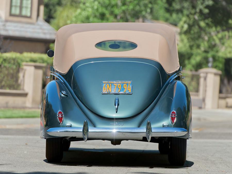  Lincoln Zephyr Convertible Sedan 1939 года  (фото 20 из 22)